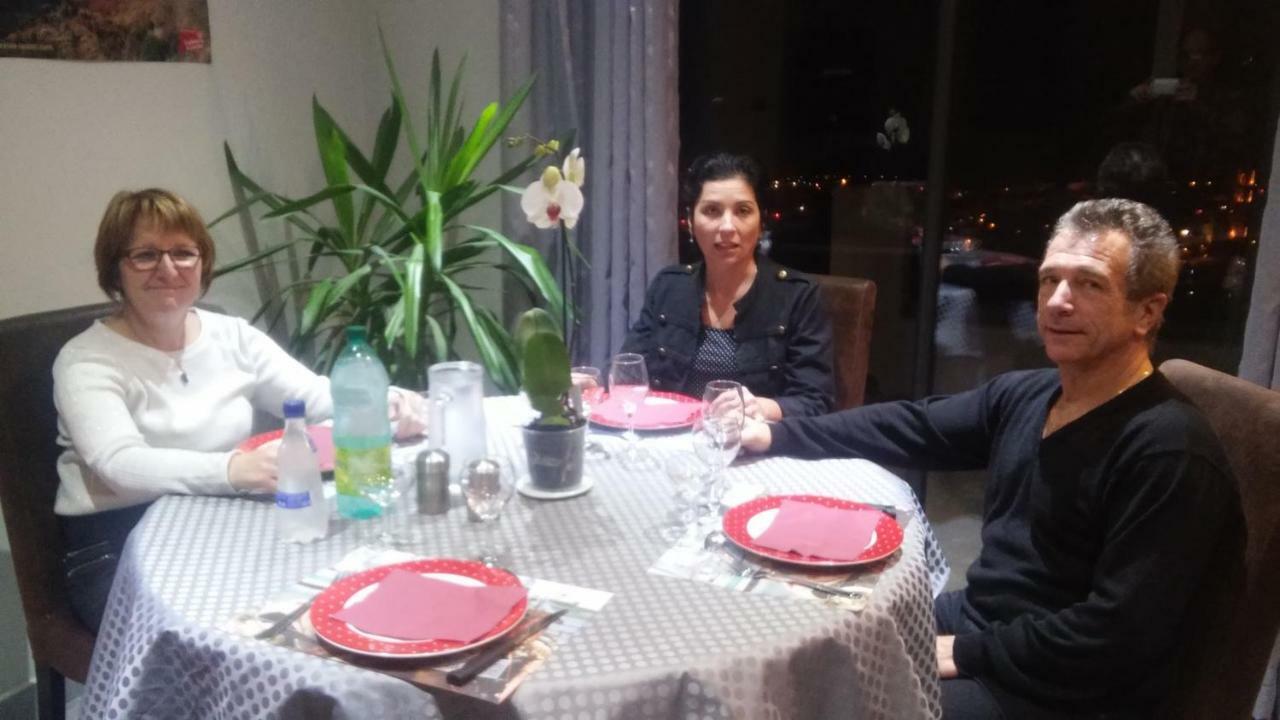 L'Auberge Du Mazet Lodeve Bagian luar foto