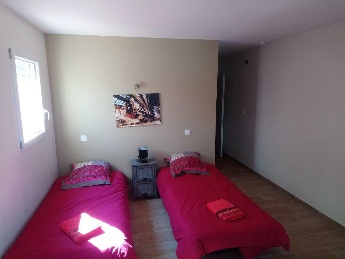 L'Auberge Du Mazet Lodeve Bagian luar foto